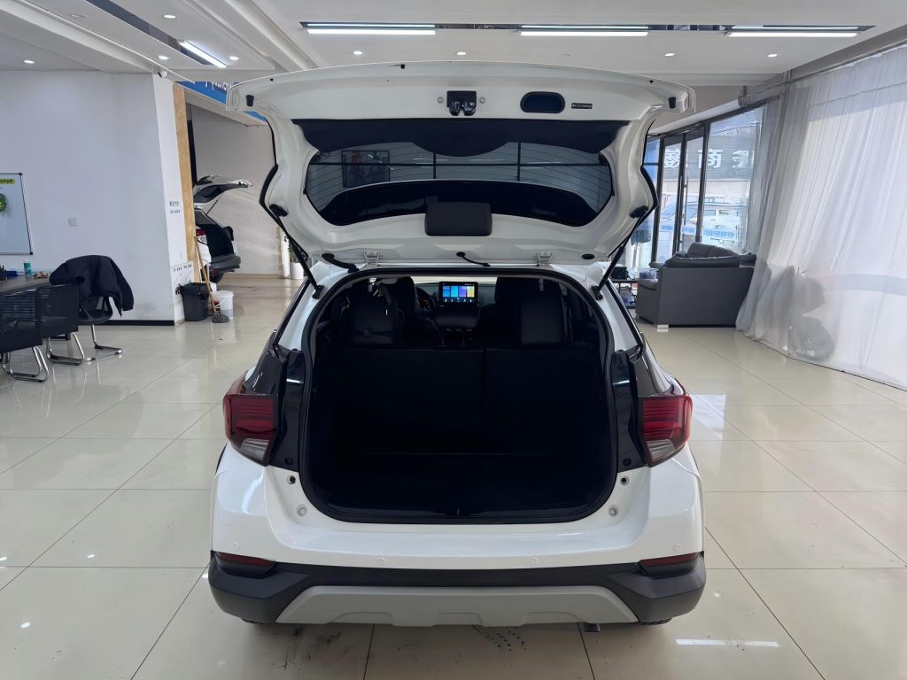 Toyota YARiS L Yaris 2022 Yaris X 1.5L CVT Premium Edition - Huishida Trading