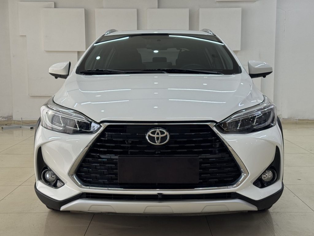 Toyota YARiS L Yaris 2022 Yaris X 1.5L CVT Premium Edition - Huishida Trading