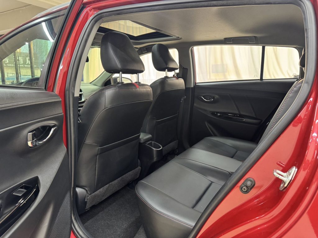 Toyota YARiS L Yaris 2022 Yaris X 1.5L CVT Premium Edition - Huishida Trading