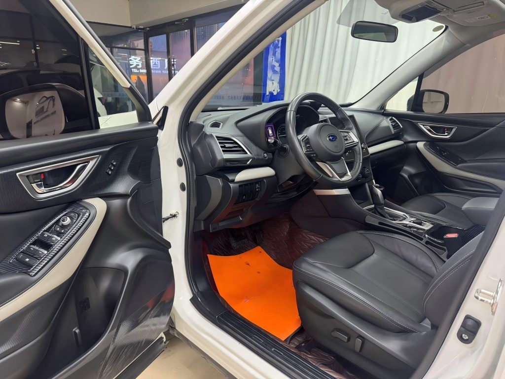 Subaru Forester 2022 2.0i AWD Luxury Edition - Huishida Trading