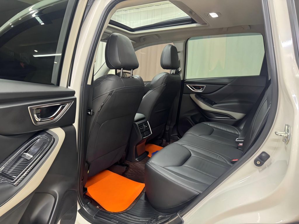 Subaru Forester 2022 2.0i AWD Luxury Edition - Huishida Trading