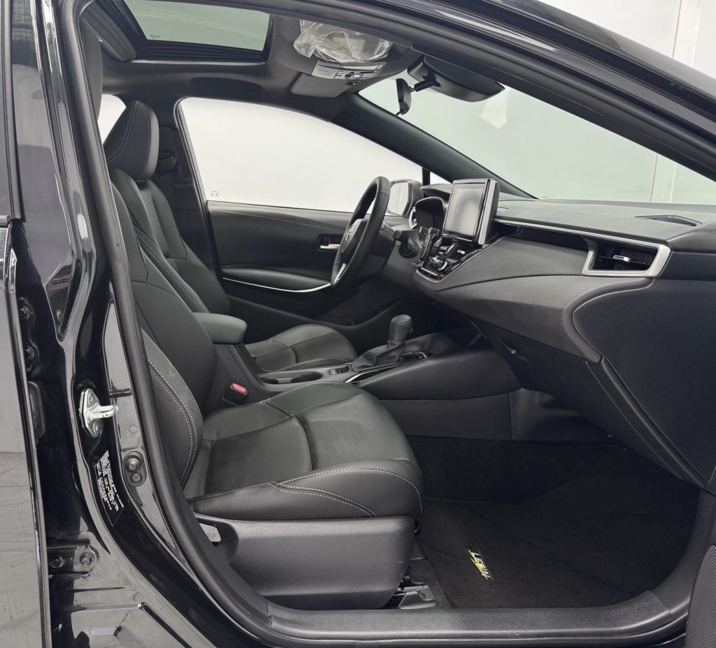 Toyota Levin 2021 Модель Levin Dual-Hybrid 1.8H E-CVT Luxury Edition - Huishida Trading