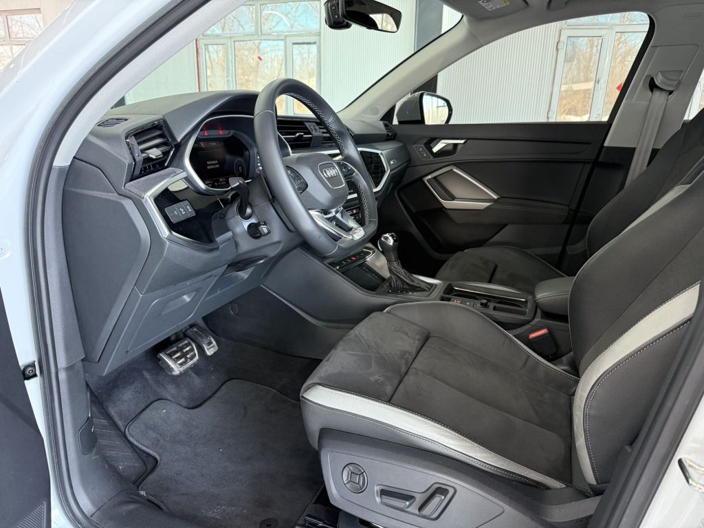 Audi Q3 2022 35 TFSI Sportline National V - Huishida Trading