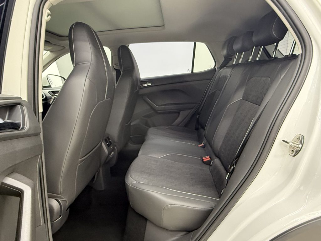 Volkswagen T-Cross 2021 1,5 л, автоматическая коробка передач, версия Comfort Edition - Huishida Trading