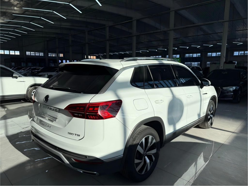 Volkswagen TAYRON 2022 280TSI с двухколесным приводом, версия Luxury Smart Connect - Huishida Trading