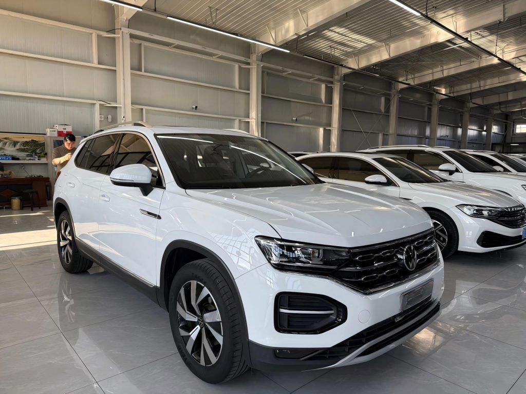 Volkswagen TAYRON 2022 280TSI с двухколесным приводом, версия Luxury Smart Connect - Huishida Trading