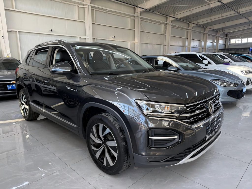 Volkswagen TAYRON 2022 280TSI с двухколесным приводом, версия Luxury Smart Connect - Huishida Trading