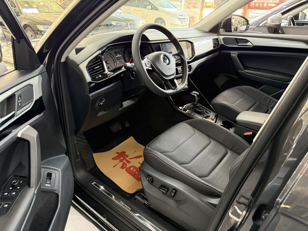 Volkswagen TAYRON 2022 280TSI с двухколесным приводом, версия Luxury Smart Connect - Huishida Trading