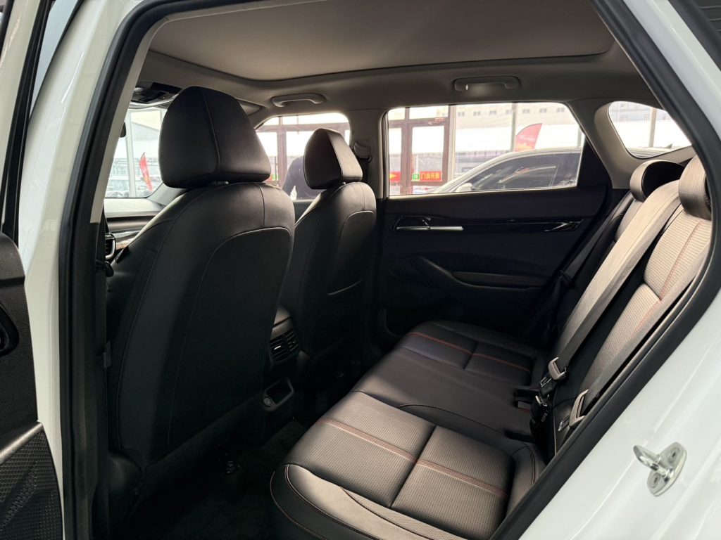 Kia KX3 2021 1,5 л CVT Trend Edition - Huishida Trading