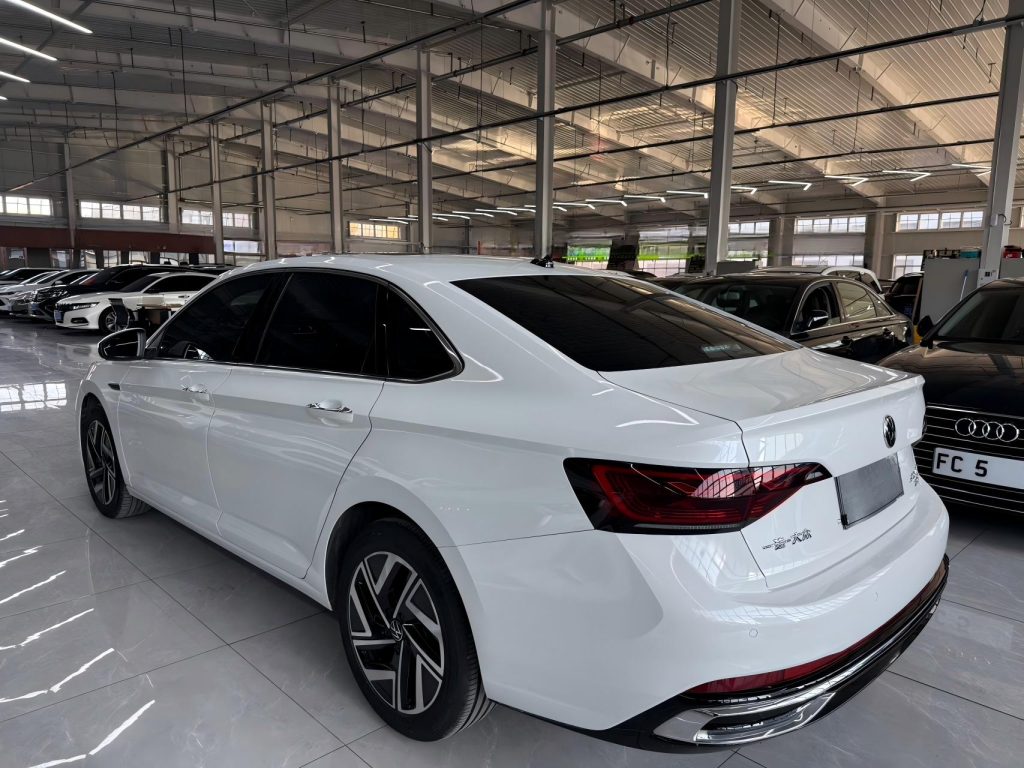 Volkswagen Sagitar 2023 1.4TSI 280TSI Superior Plus Edition с автоматической коробкой передач - Huishida Trading