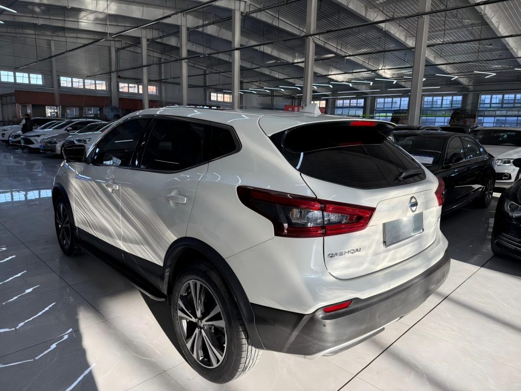Nissan Qashqai 2021 2.0 CVT XV Premium Luxury Edition с автоматической коробкой передач - Huishida Trading