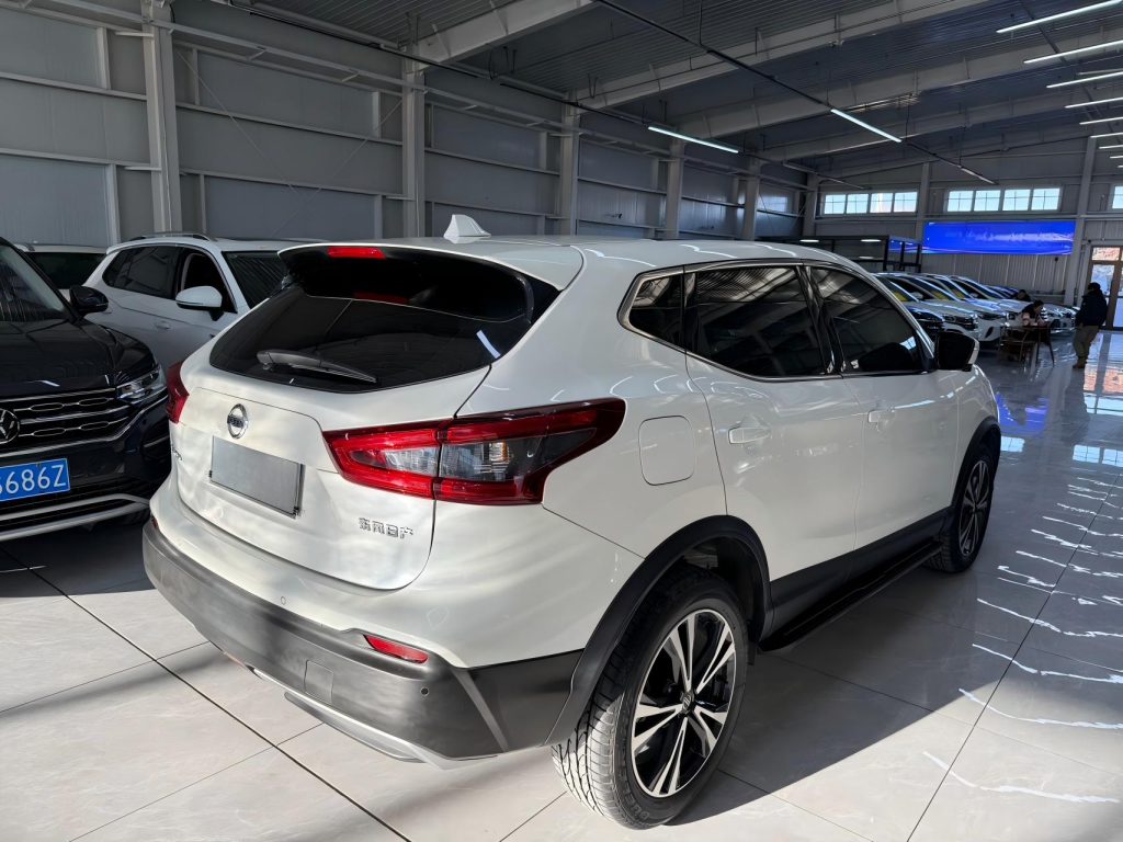 Nissan Qashqai 2021 2.0 CVT XV Premium Luxury Edition с автоматической коробкой передач - Huishida Trading