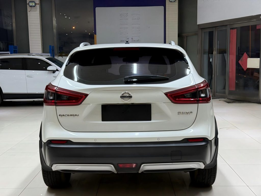 Nissan Qashqai 2022 Модель 2.0L CVT XV Premium Luxury Edition - Huishida Trading