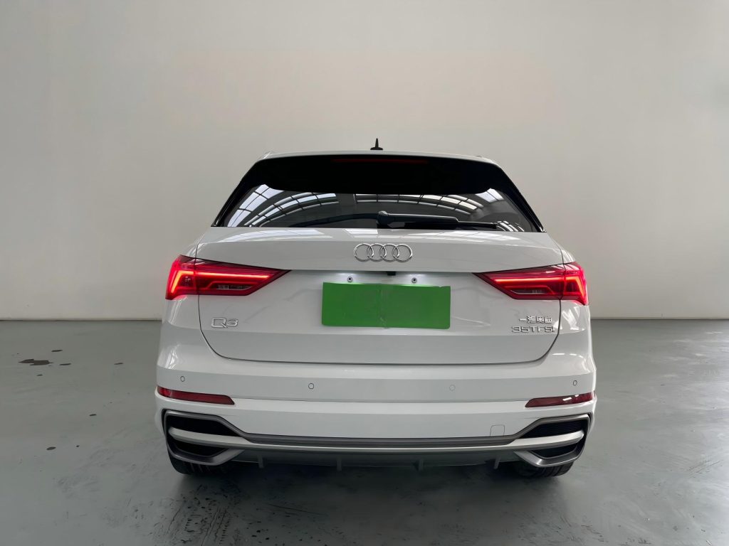 Audi Q3 2022 года 35 TFSI Sportline - Huishida Trading