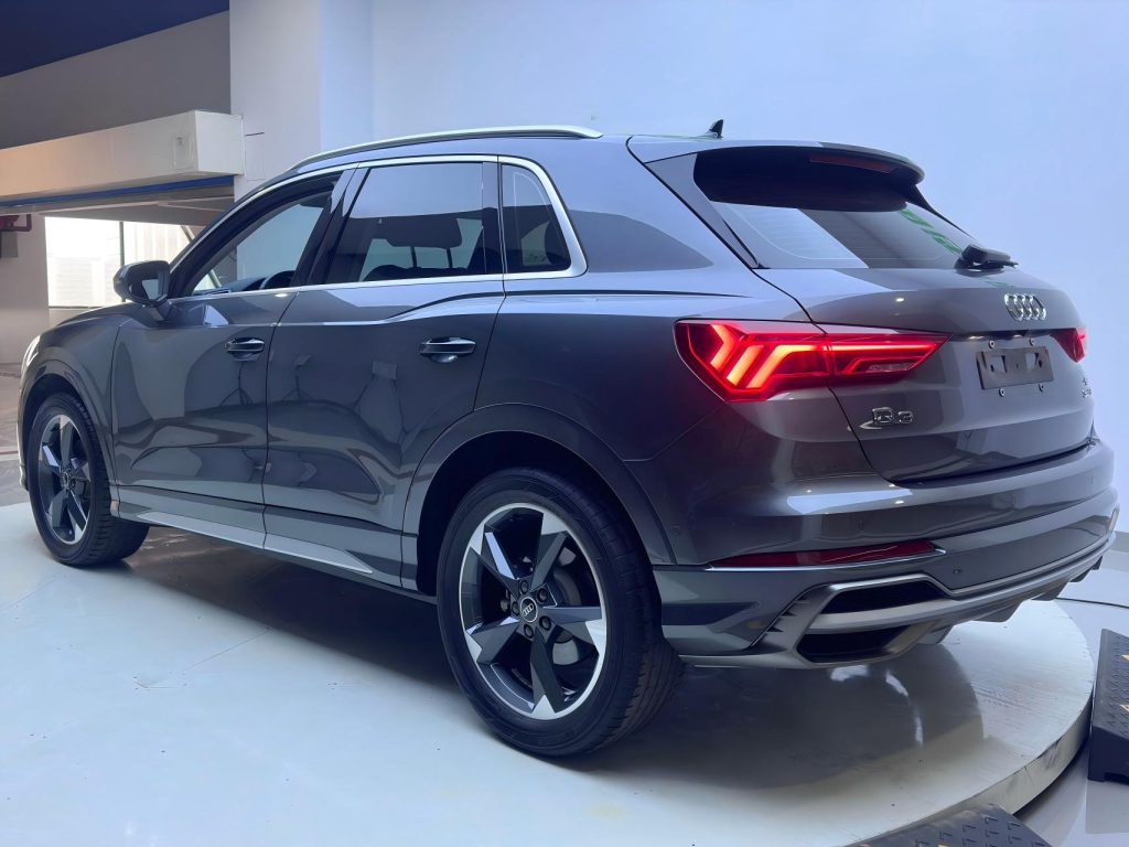 Audi Q3 2022 35 TFSI Sportline National VI - Huishida Trading