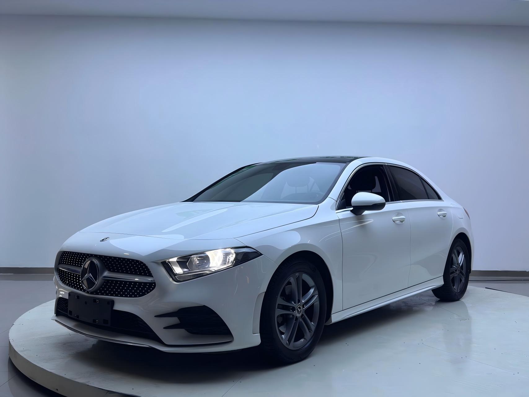 Mercedes-Benz A-Class  2022 Facelift A 180 L Sport Sedan