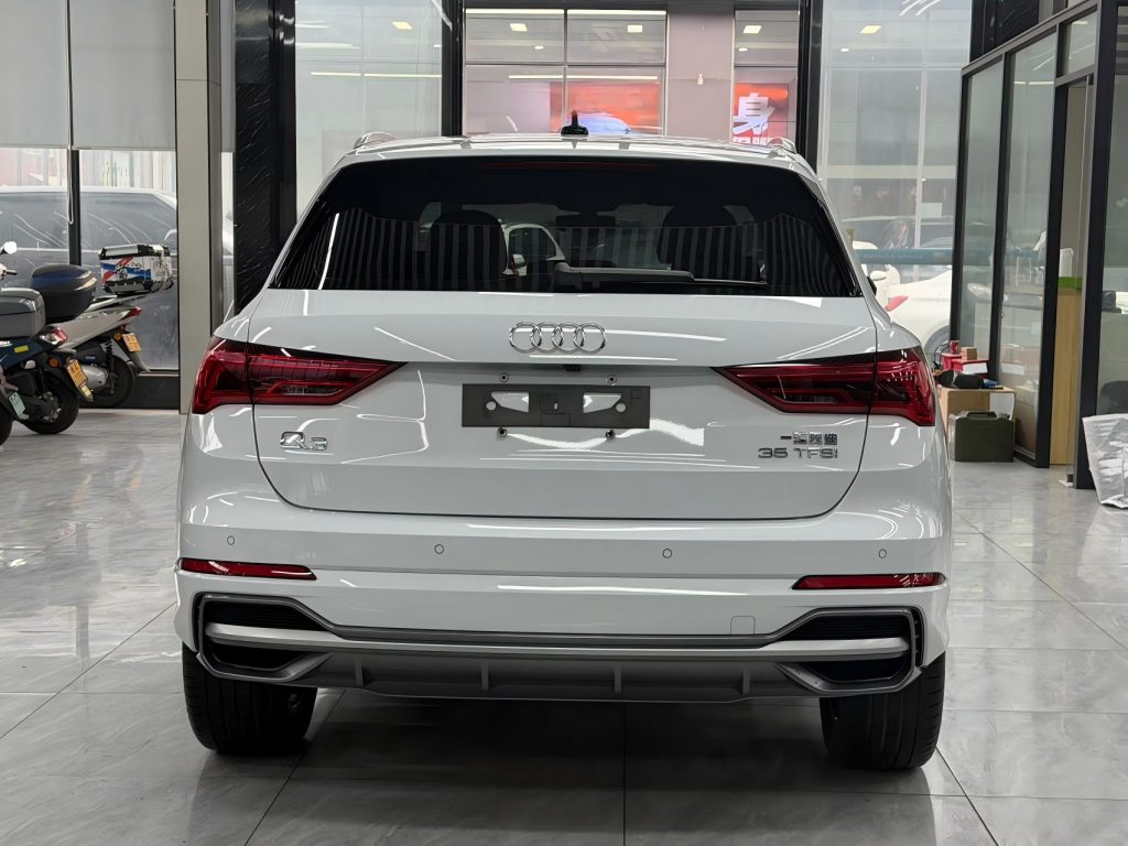Audi Q3 2022 35 TFSI Sportline National VI - Huishida Trading
