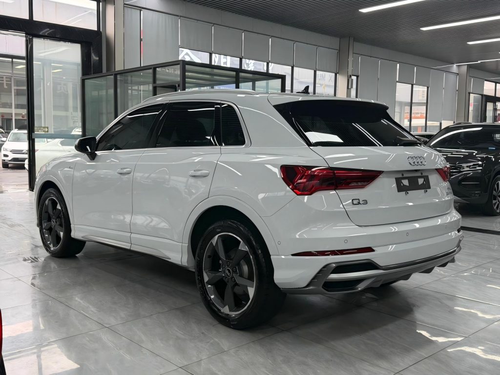 Audi Q3 2022 35 TFSI Sportline National VI - Huishida Trading