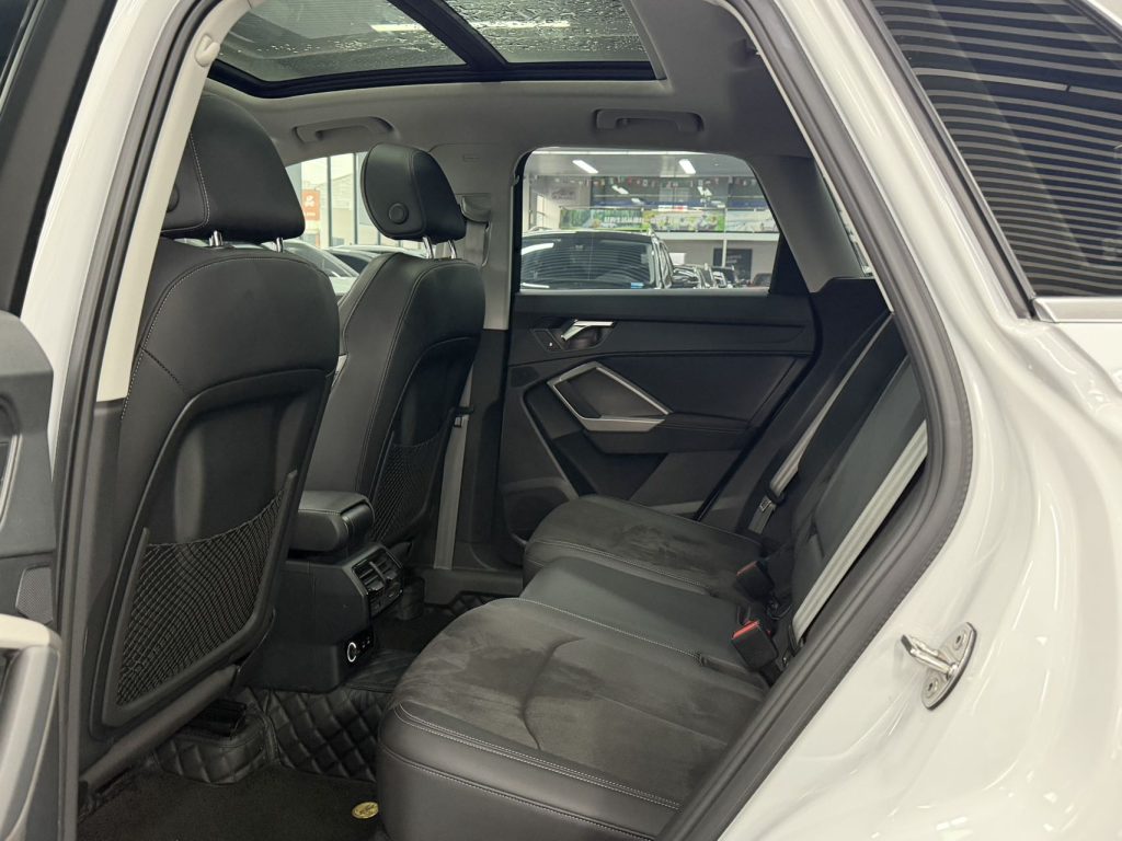 Audi Q3 2022 35 TFSI Sportline National VI - Huishida Trading