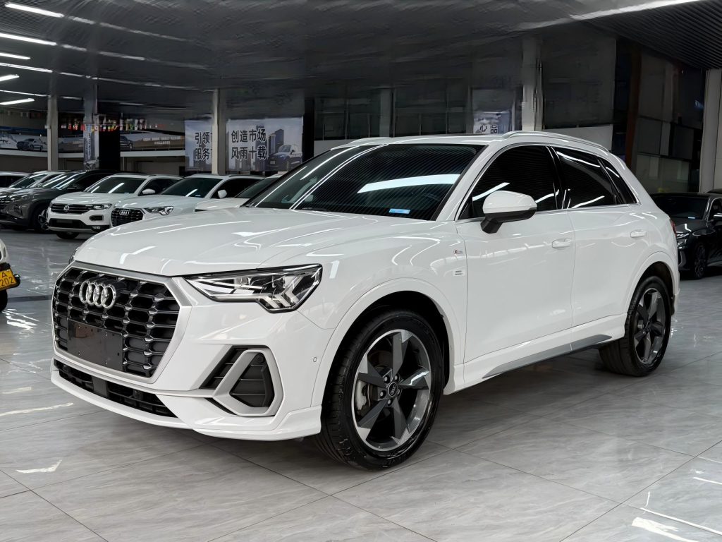 Audi Q3 2023 35 TFSI Sportline (1.4T) - Huishida Trading