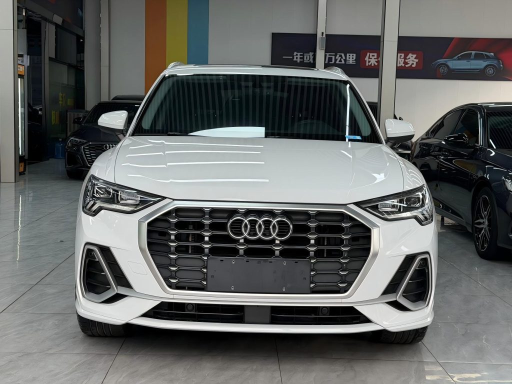 Audi Q3 2023 35 TFSI Sportline (1.4T) - Huishida Trading