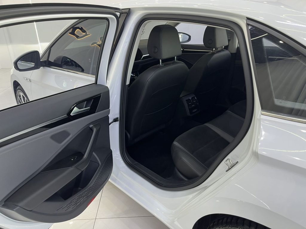 Volkswagen Sagitar 2021 280TSI DSG Excellence Edition - Huishida Trading