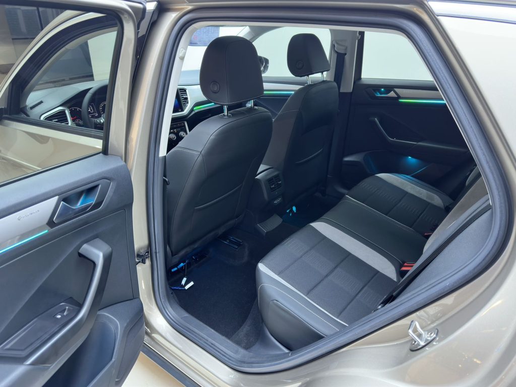 Volkswagen T-ROC 2022 280TSI DSG Передний привод Elite PLUS - Huishida Trading