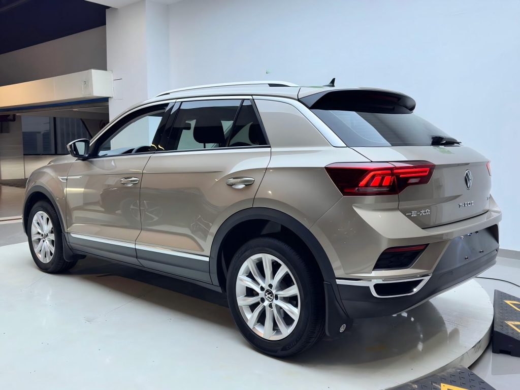Volkswagen T-ROC 2022 280TSI DSG Передний привод Elite PLUS - Huishida Trading