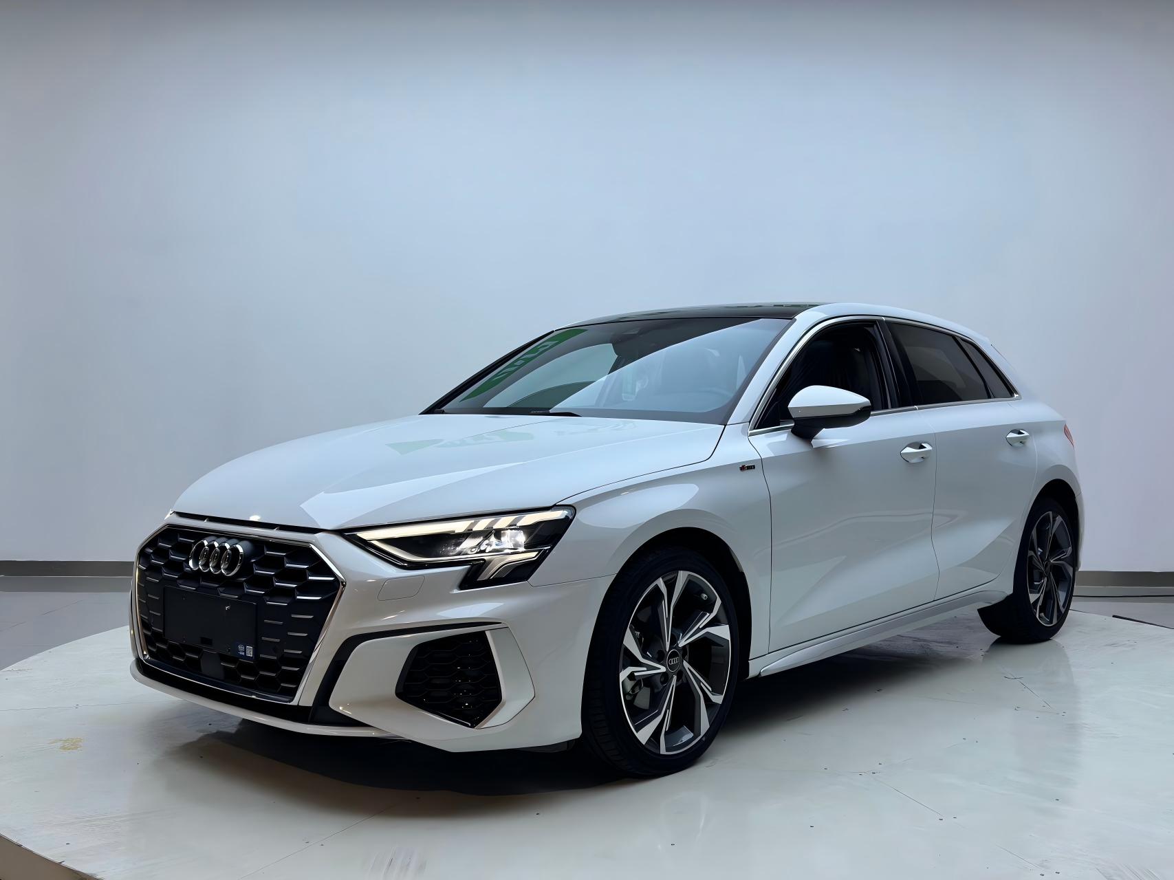 Audi A3 Sportback  2022 Sportback 35 TFSI Luxury Sport Edition