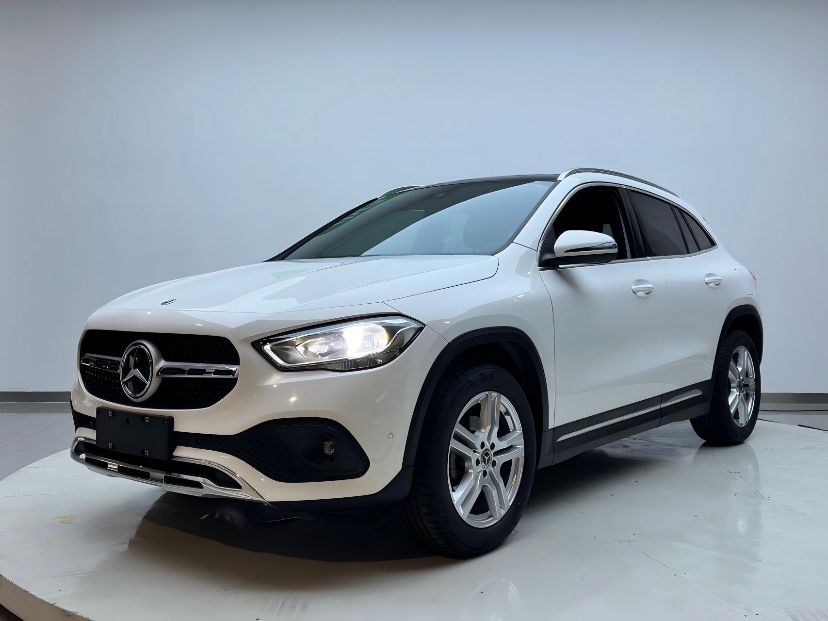 Mercedes-Benz GLA  2022 Модель GLA 180
