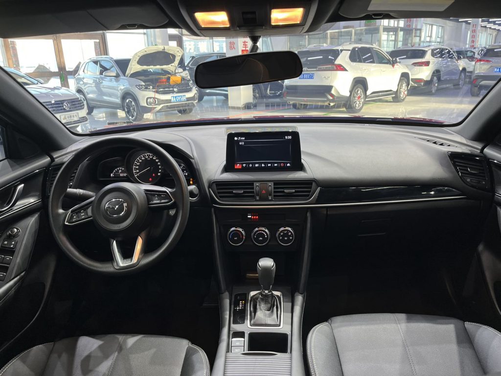 Mazda CX-4 2021 Модель 2.0L Автоматическая коробка передач 2WD Skyactiv-Explorer Edition - Huishida Trading