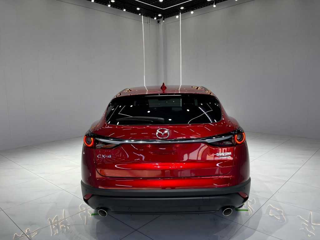 Mazda CX-4 2021 Модель 2.0L Автоматическая коробка передач 2WD Skyactiv-Explorer Edition - Huishida Trading