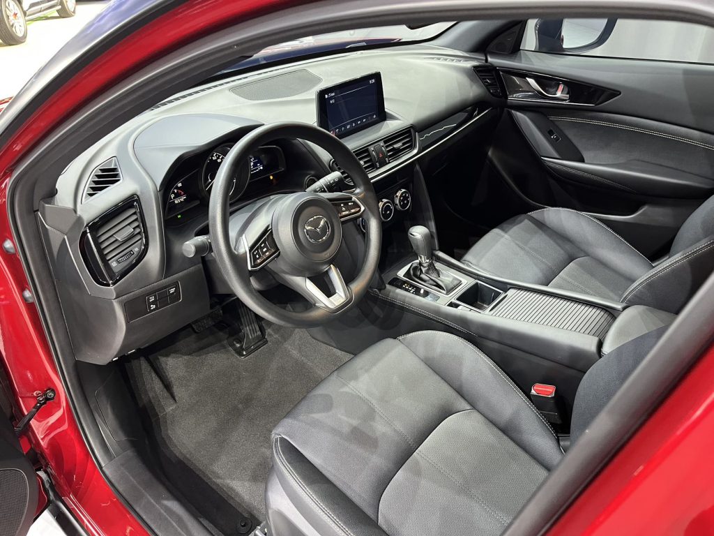 Mazda CX-4 2021 Модель 2.0L Автоматическая коробка передач 2WD Skyactiv-Explorer Edition - Huishida Trading