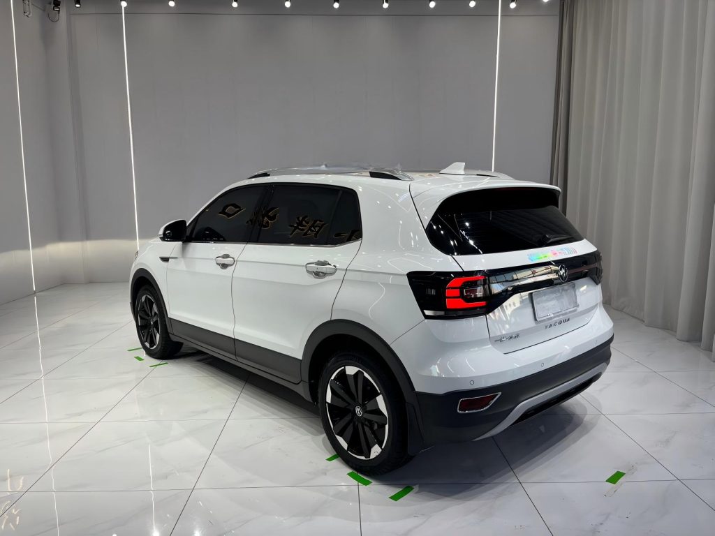 Volkswagen TACQUA 2021 1,5 л Automatic Connect Edition - Huishida Trading