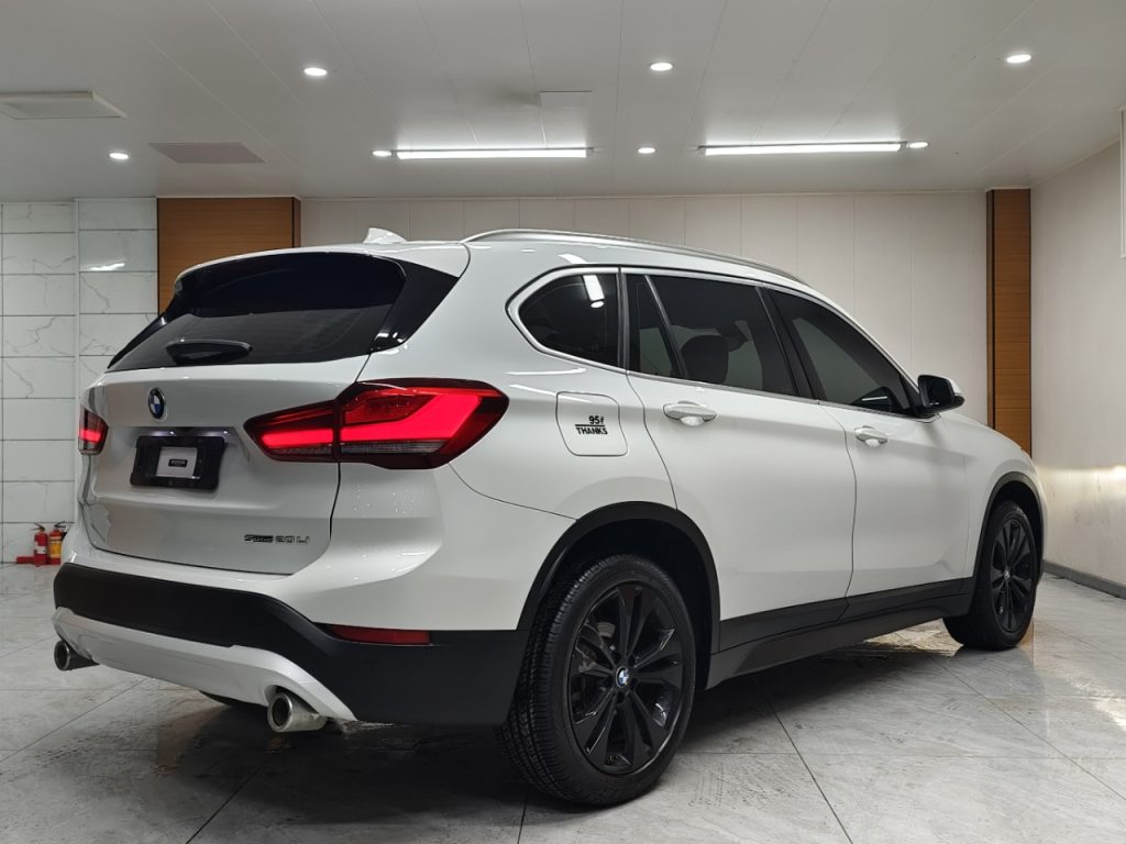 2021 BMW X1 sDrive20Li Fashion - Huishida Trading