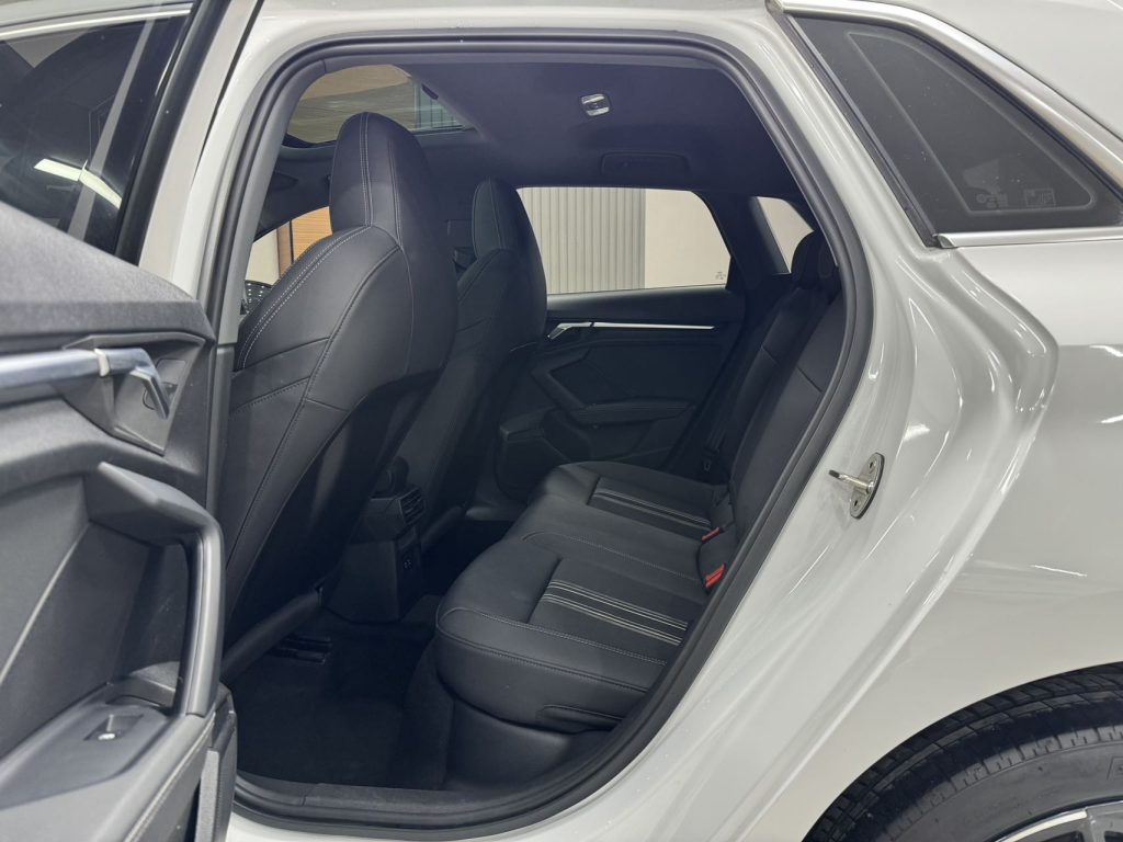 2021 Audi A3 Sportback 35 TFSI Sportline - Huishida Trading