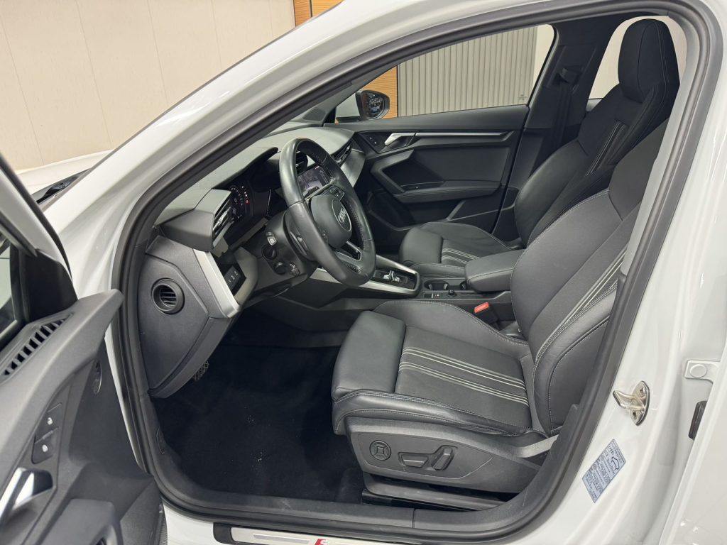2021 Audi A3 Sportback 35 TFSI Sportline - Huishida Trading