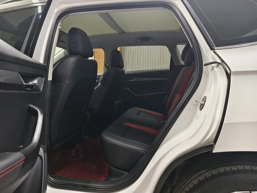 2022 Skoda KAROQ TSI280 Luxury Edition - Huishida Trading