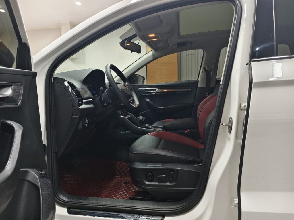 2022 Skoda KAROQ TSI280 Luxury Edition - Huishida Trading