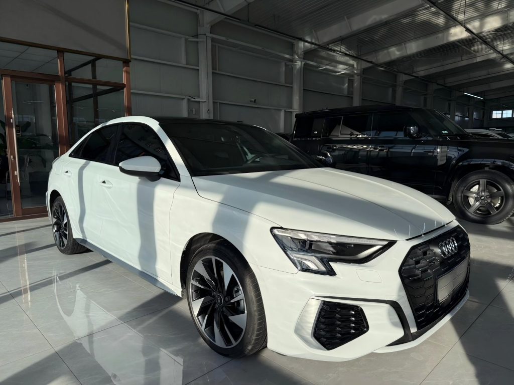 Audi A3 2022 A3L Limousine 35 TFSI Sportline - Huishida Trading