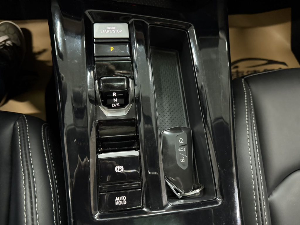 Volkswagen Lamando 2022 Модель Lamando L 280TSI DSG Xuanla Edition - Huishida Trading