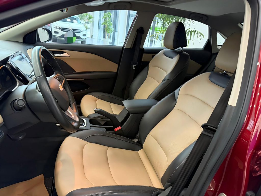 Chevrolet MONZA 2022 года 320 Automatic Sunroof Edition - Huishida Trading