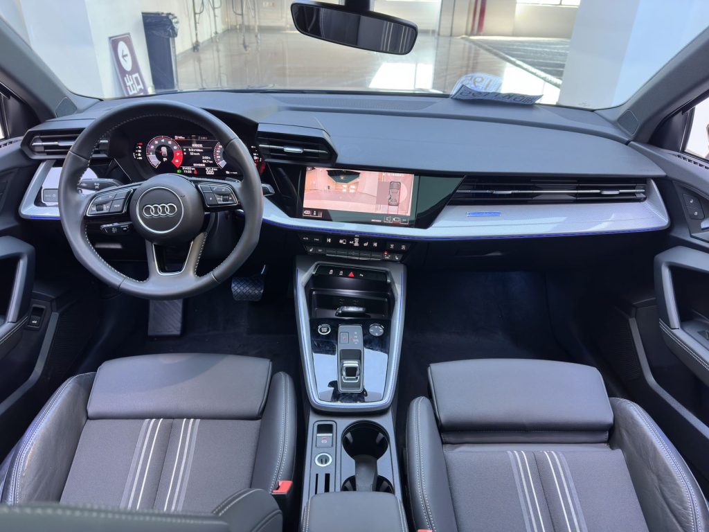 Audi A3 2021 Sportback 35 TFSI Sportline - Huishida Trading