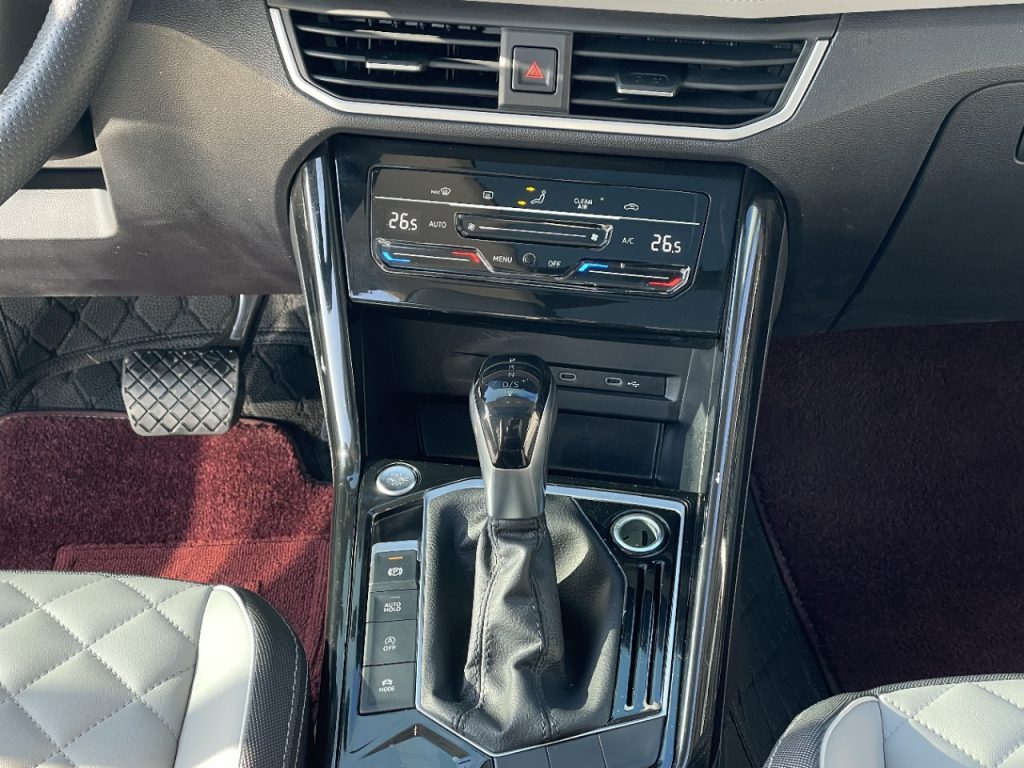 Volkswagen TAYRON 2023 280TSI 2WD Luxury Plus Advanced Edition - Huishida Trading