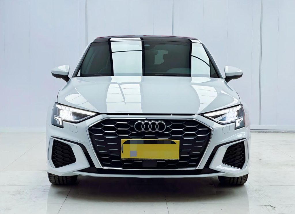 Audi A3 2021 Sportback 35TFSI Luxury Elegance Edition - Huishida Trading