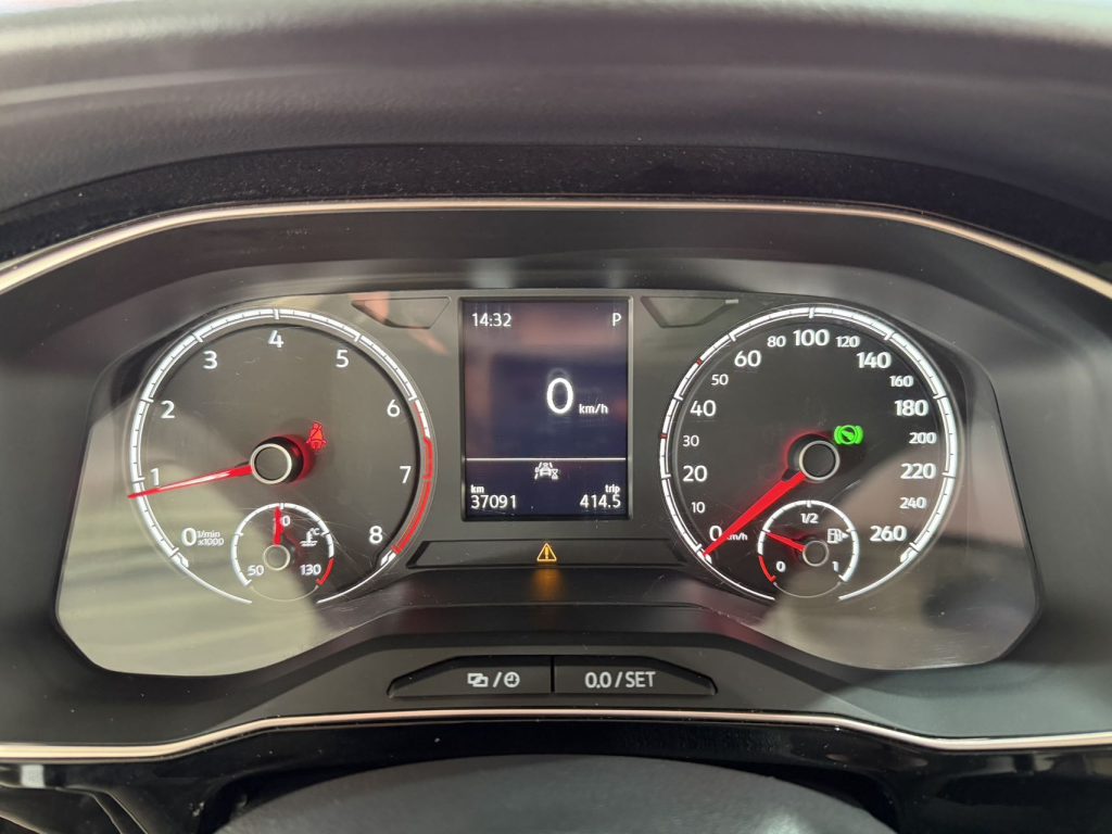 Jetta VS7 2022 Model Automatic High-Gloss Glory Edition - Huishida Trading