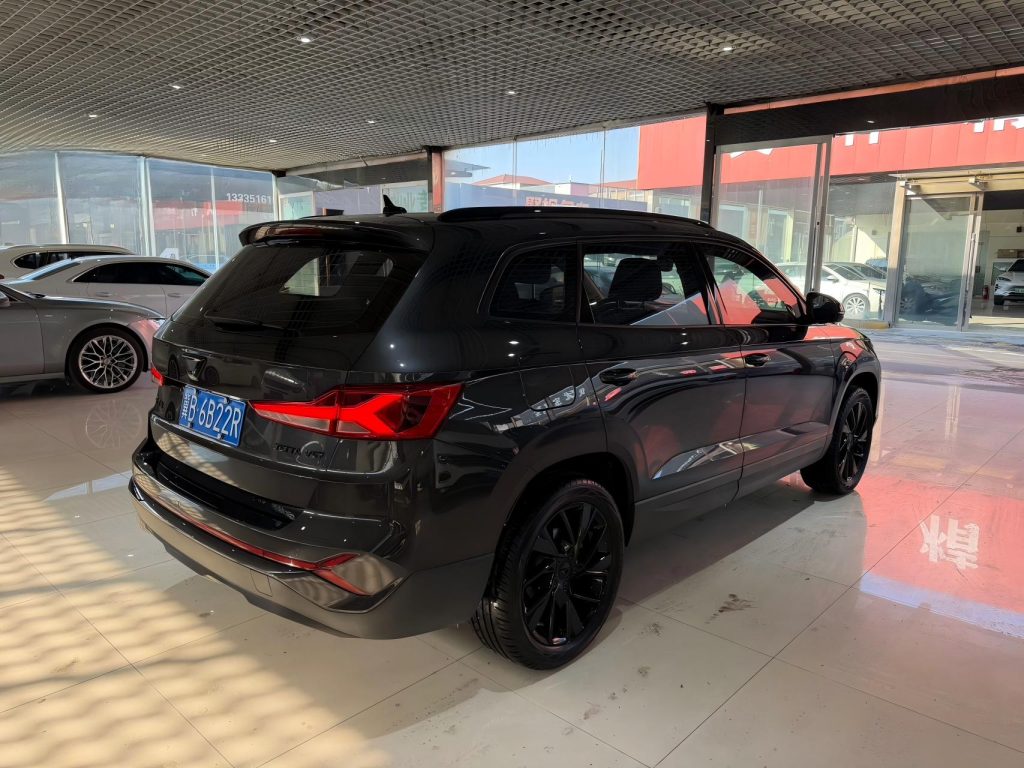 Jetta VS7 2022 Model Automatic High-Gloss Glory Edition - Huishida Trading