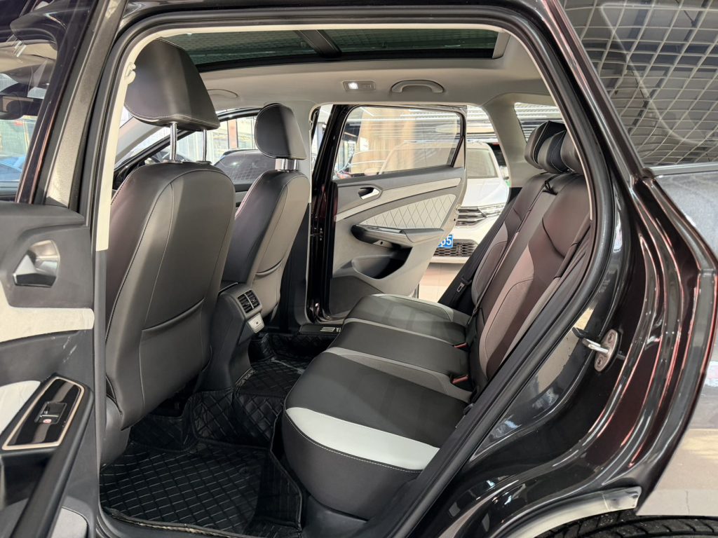 Jetta VS7 2022 Model Automatic High-Gloss Glory Edition - Huishida Trading