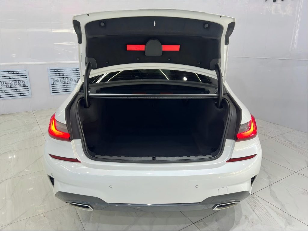 BMW 3 Series 2022 320Li M Sport Package - Huishida Trading