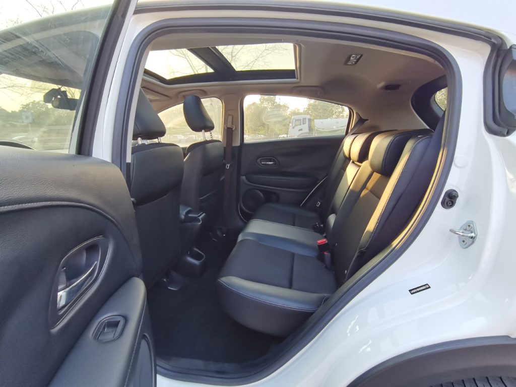 Honda Vezel 2020 1,5 л CVT Pioneer Edition National VI - Huishida Trading